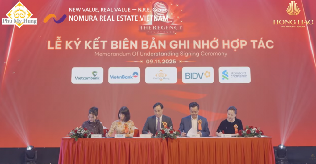 Standard Chartered – đồng hành chiến lược cùng Hồng Hạc City