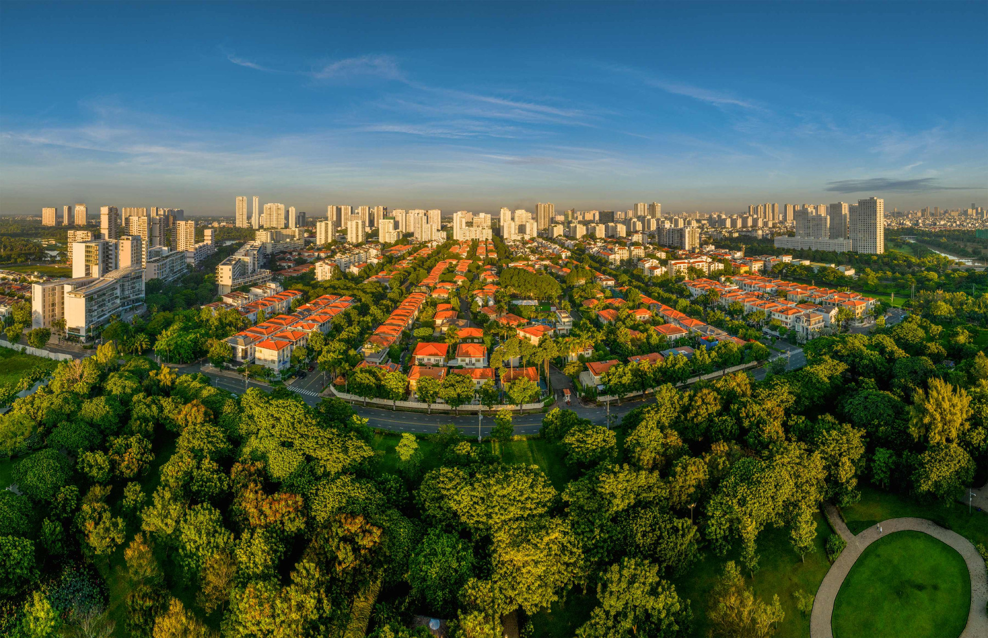 Hồng Hạc City sẽ được “thừa hưởng” loạt lợi thế từ chủ đầu tư về kinh nghiệm, nguồn lực, hệ sinh thái đối tác chiến lược… sau hơn 3 thập kỷ phát triển đô thị Phú Mỹ Hưng. Hồng Hạc City sẽ được “thừa hưởng” loạt lợi thế từ chủ đầu tư về kinh nghiệm, nguồn lực, hệ sinh thái đối tác chiến lược… sau hơn 3 thập kỷ phát triển đô thị Phú Mỹ Hưng.